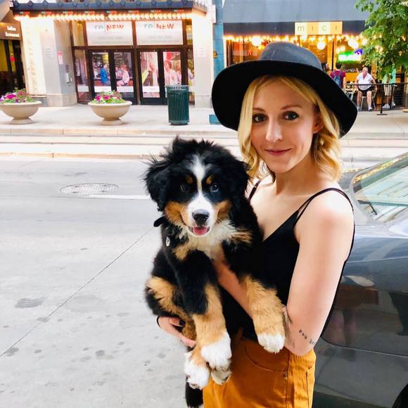 Meet your Posher, Lisa - Picture 1 of 1